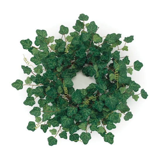19.5" Green Ivy Leaf Foliage Wreath